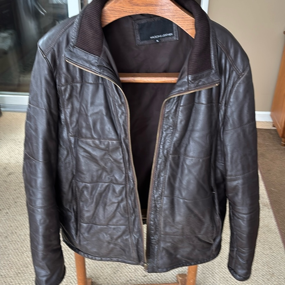 Wilson chocolate brown bomber jacket XL. Fully lined. Exterior/interior pockets